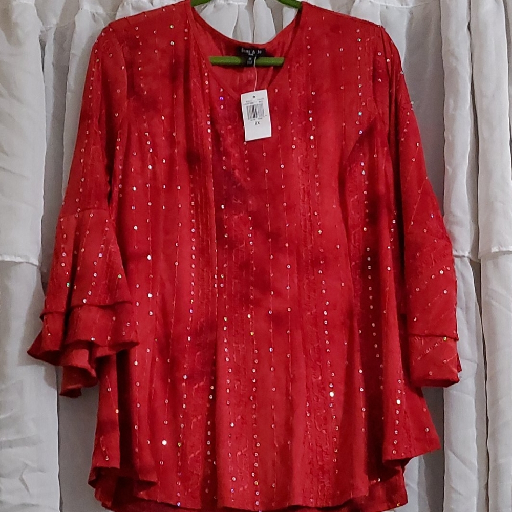 Red 3/4 Ruffled Sleeve Top
